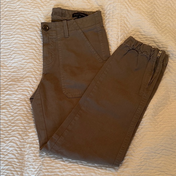 Banana Republic Pants - Women’s Khaki Chino Pants